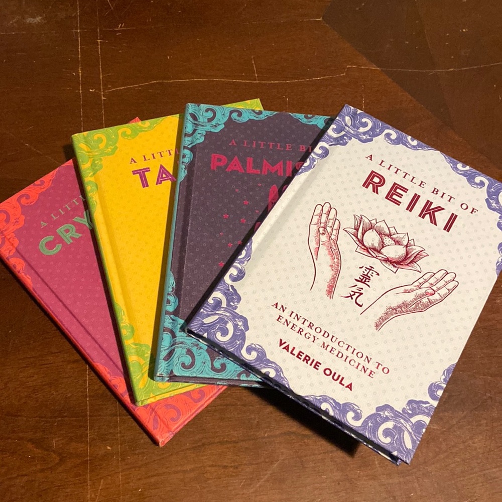 Little Bit of… book set